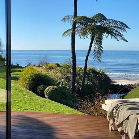 Adrift In Golden Bay- Absolute Beachfront Villas (Adults Only) Collingwood Extérieur photo