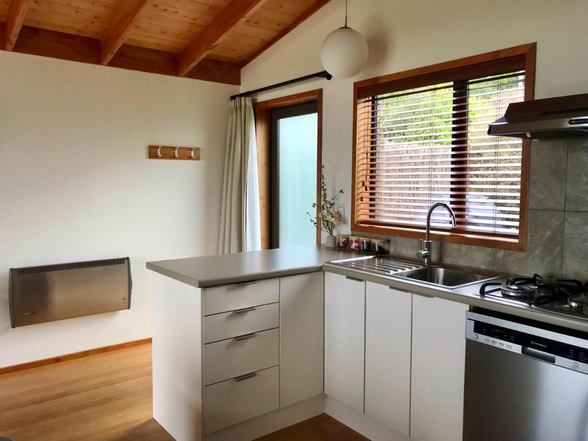 Adrift In Golden Bay- Absolute Beachfront Villas (Adults Only) Collingwood Extérieur photo